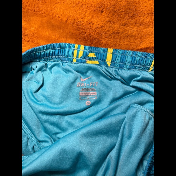 Nike • Dri-Fit Shorts - Picture 2 of 7
